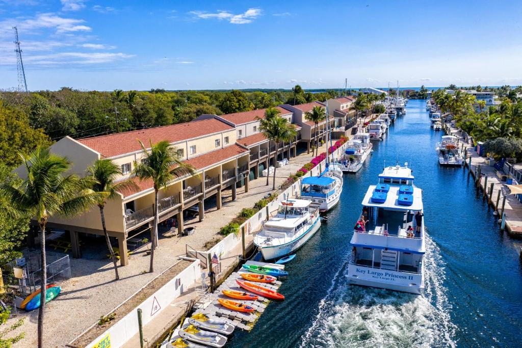 Waterside Suites and Marina Main image 1